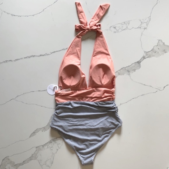 Seaselfie Halter Deep V-neck One Piece Swimwear - Picture 8 of 9